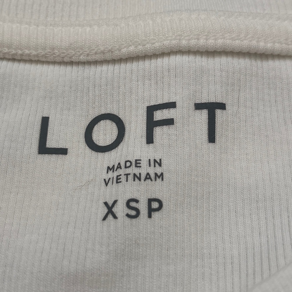 LOFT Size XSP White Ruffle Tank - Picture 4 of 5